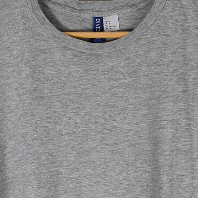 Dividcd H&M T-Shirt